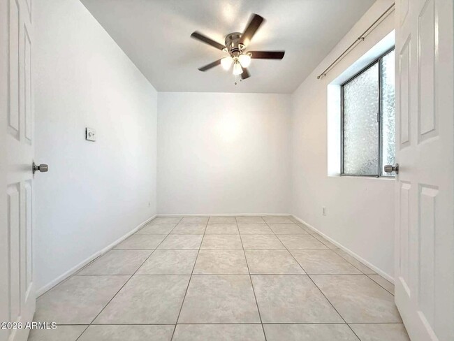 Building Photo - 1500 W Rio Salado Pkwy