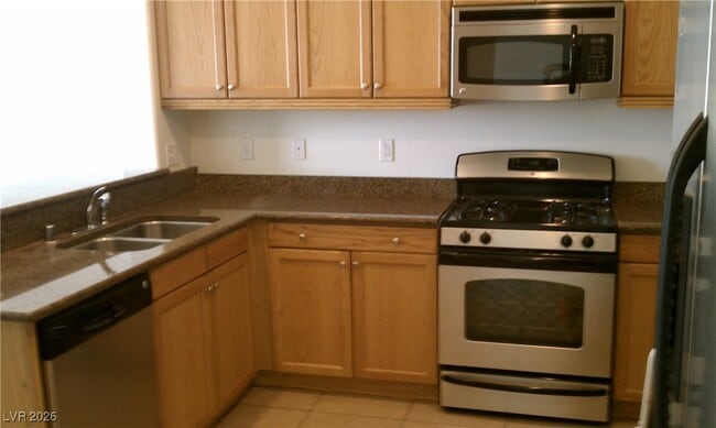 Building Photo - 5493 Ovando Way