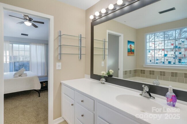 Building Photo - 2514 Caprock Ct