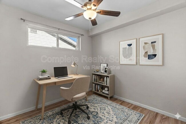 Building Photo - 9915 Castle Dr