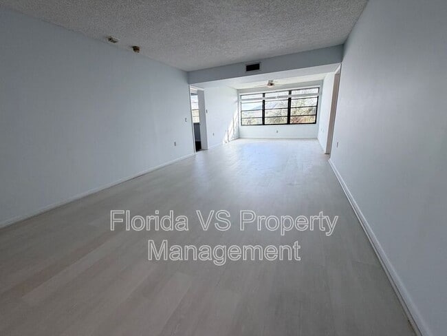 Building Photo - 3511 Village Blvd