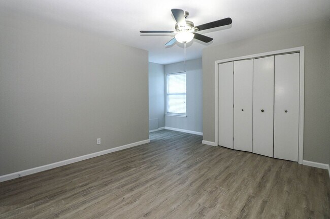 Building Photo - Total Remodel in Bentree - 3bed 2 bath!