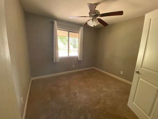 Building Photo - Indianhead Lake Estates  - available 10/1/...