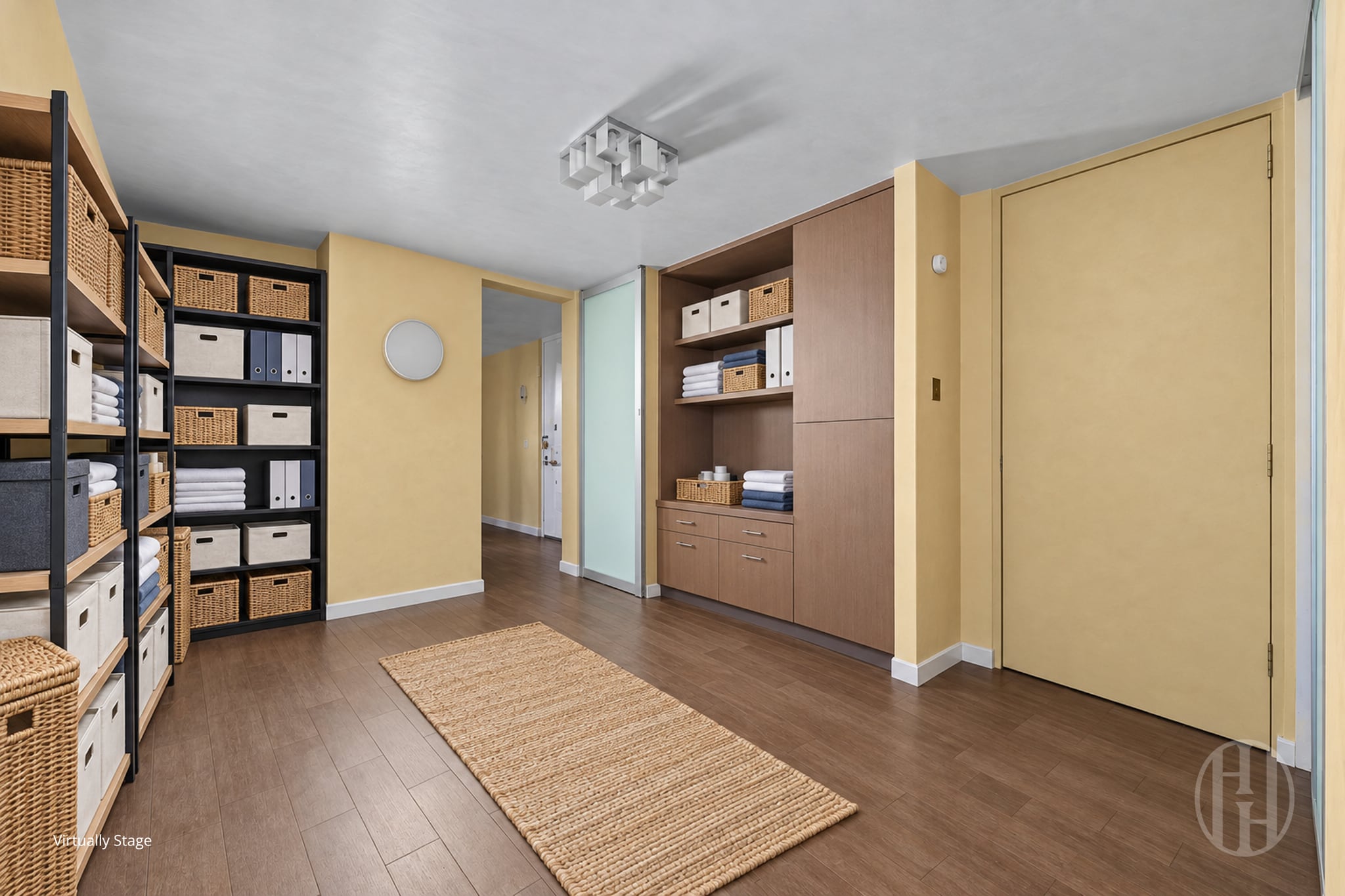 Building Photo - 255 E 49th St