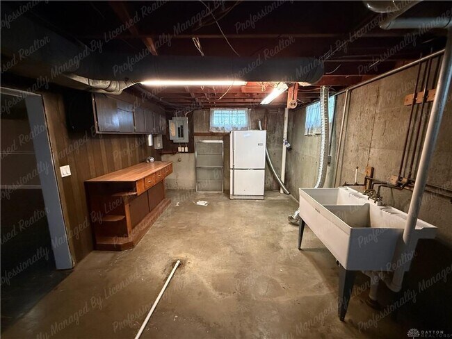 Building Photo - 4001 Ellery Ave