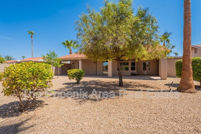 Building Photo - 25818 S Hollygreen Dr