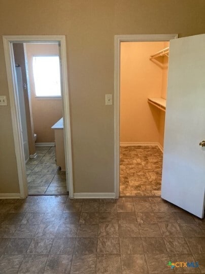 Building Photo - 303 Appaloosa Dr