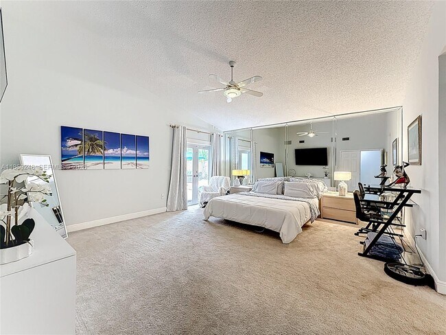 Building Photo - 10462 SW 121st St