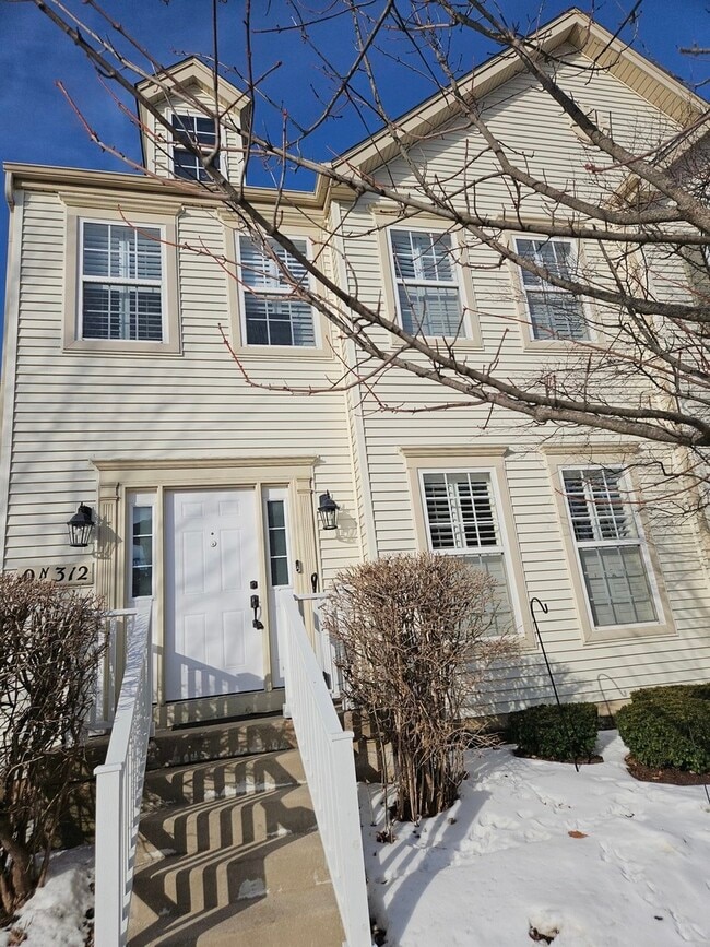 Building Photo - 0N312 Dooley Dr