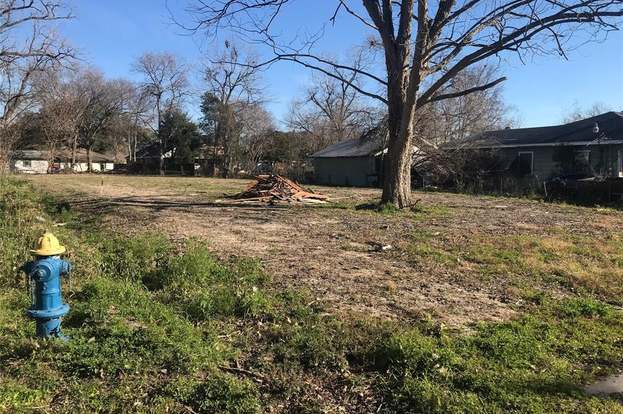 Building Photo - 530 Raymac St