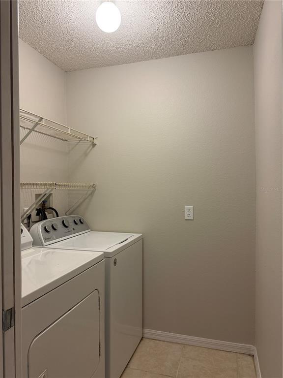 Building Photo - 375 Kaila Ct