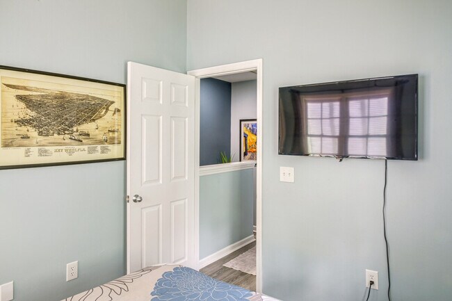 Building Photo - 28 Merganser Ln