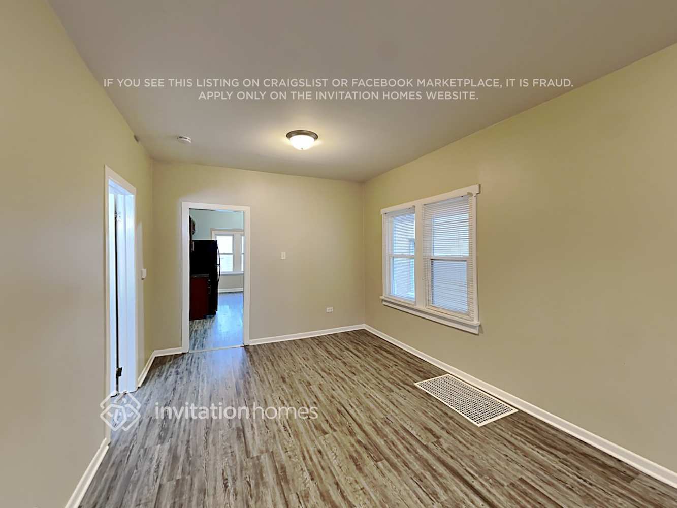 Building Photo - 7611 W Fullerton Ave