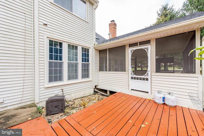 Building Photo - 3871 Woodville Ln