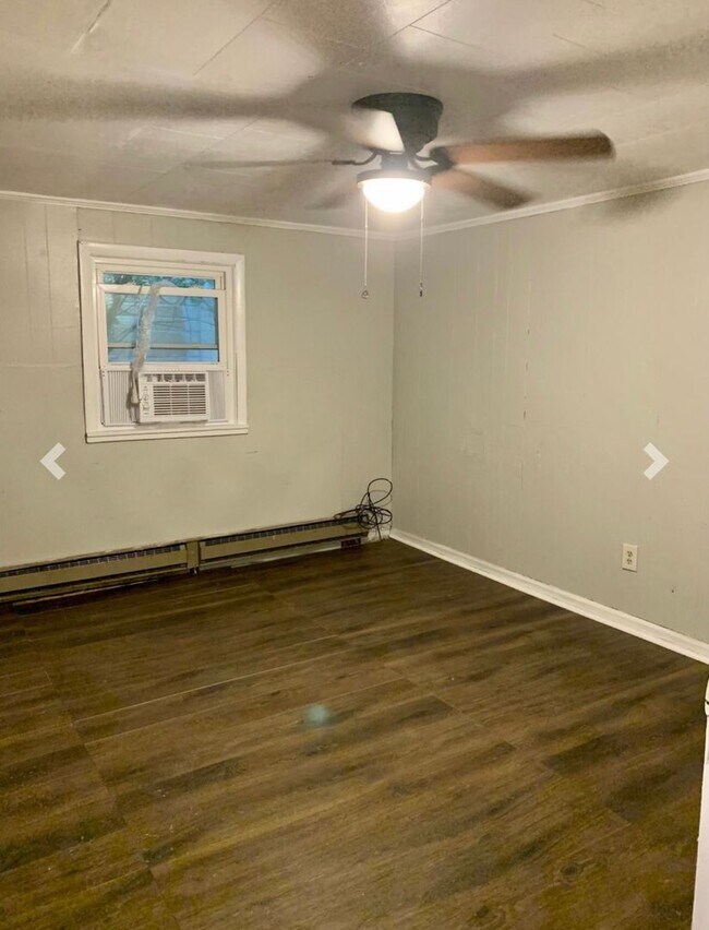 Building Photo - 308 N 14th St