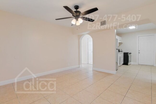 Building Photo - 544 19th St