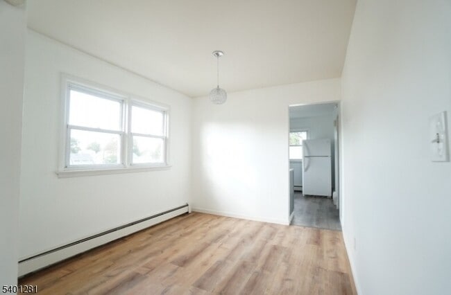 Building Photo - 273 Hoover Ave