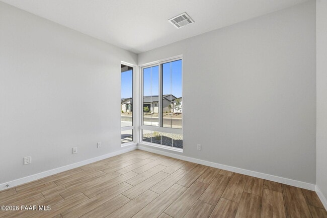 Building Photo - 5516 Edgar Way
