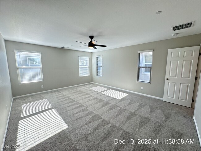 Building Photo - 117 Destiny Orch Ct