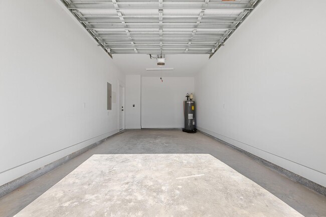 Building Photo - 1409 Little Brothers Ln