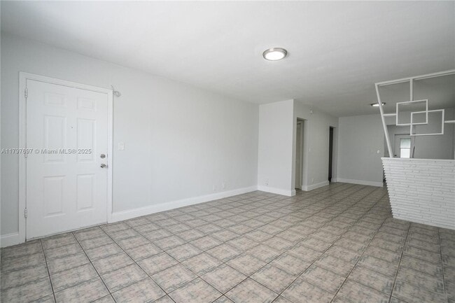 Building Photo - 320 84th St