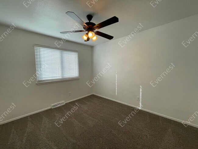 Building Photo - 18347 E Nassau Dr