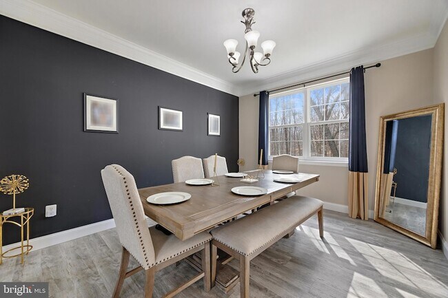 Building Photo - 17304 Summerwood Ln