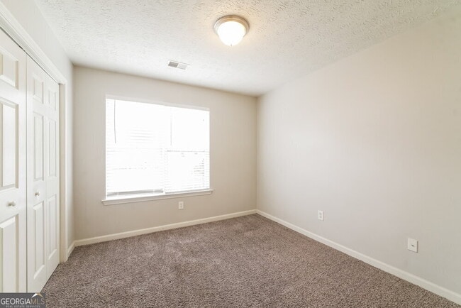 Building Photo - 1713 Graystone Dr