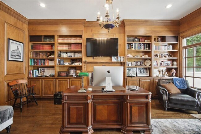 Building Photo - 2760 Carmon on Wesley NW