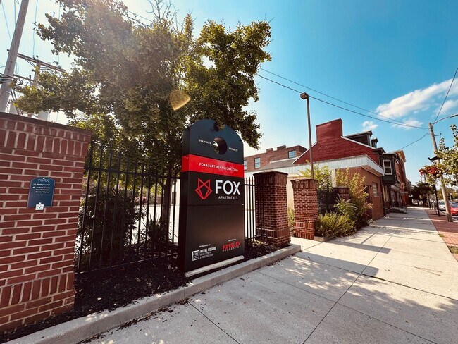 Building Photo - Fox Apartments, New One Bedroom Units, Dow...