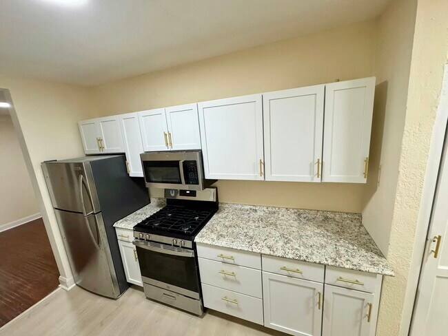 Building Photo - 1923 Freeman St