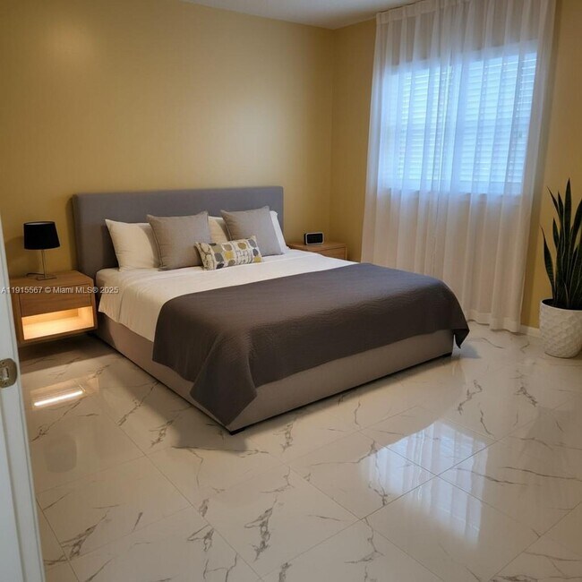 Building Photo - 2809 Jefferson Pkwy