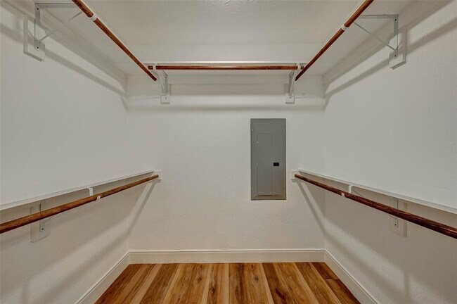 Building Photo - 4038 Cheena Dr