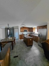 Building Photo - lot 28