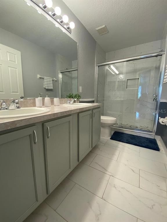 Building Photo - 332 Gleneagles Dr