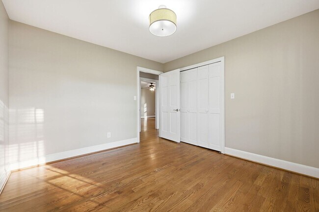 Building Photo - 3 bed 2.5 Bath Just Outside Buies Creek