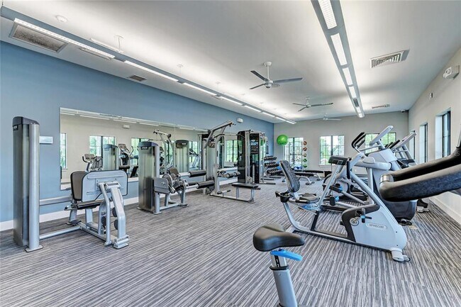 Building Photo - 13827 Green Hammock Pl