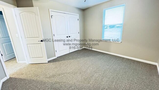 Building Photo - Special Offer at Baltimore Townhomes - One Month Free Rent!