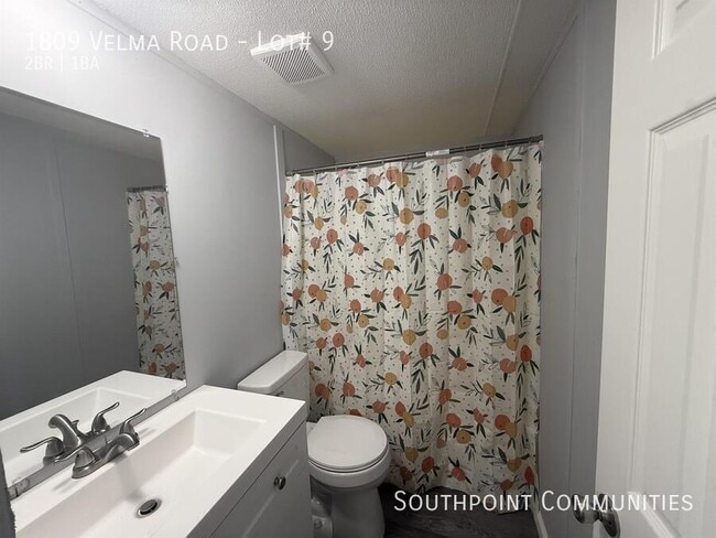 Building Photo - 1809 Velma Rd