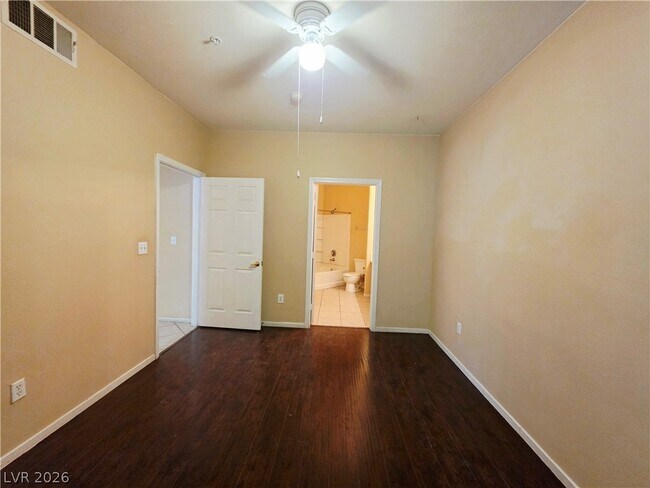 Building Photo - 7123 S Durango Dr