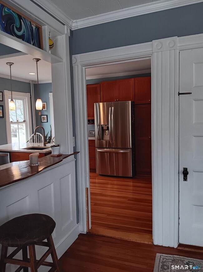 Building Photo - 5 Ashby St