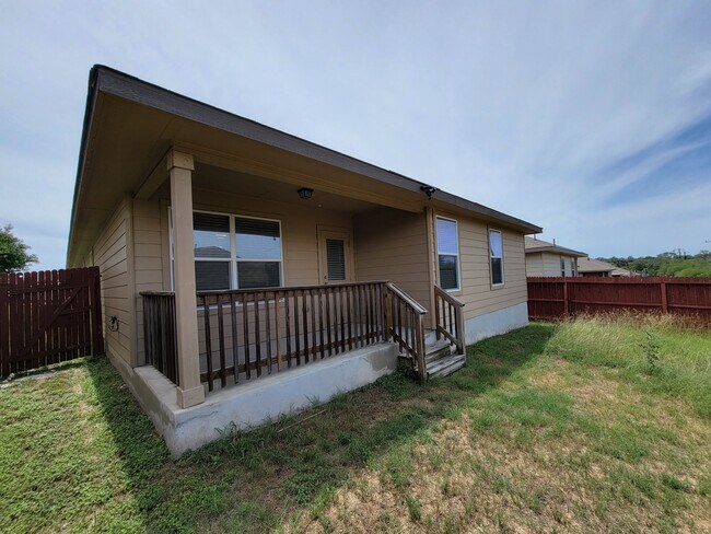 Building Photo - 733 Brown Thrasher