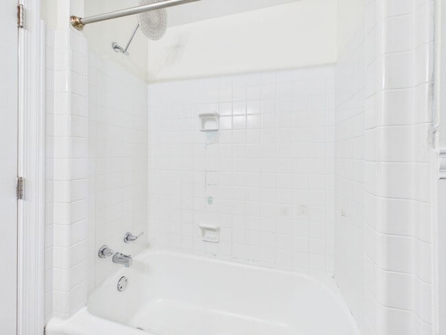 Building Photo - 7854 Whitworth Rd