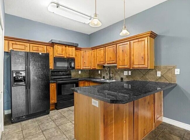 Building Photo - Coming Soon!