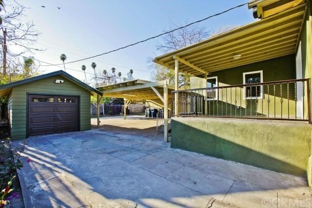 Building Photo - 124 S Ave 54