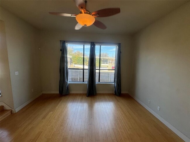 Building Photo - 1814 Maple Ave