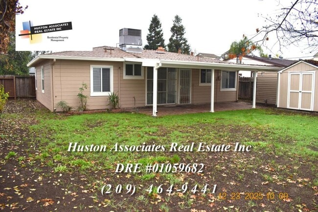 Building Photo - 1714 Del Rio Dr