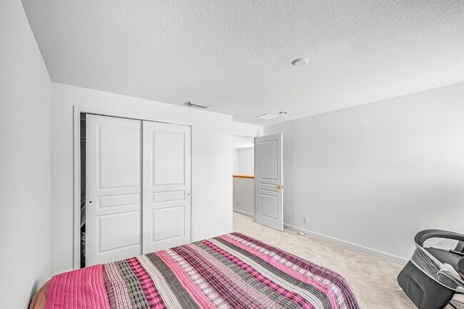 Building Photo - 10451 SW Academic Way
