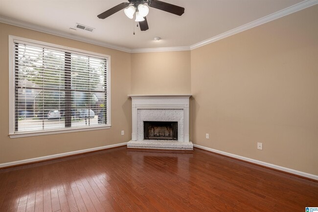 Building Photo - 2250 Ridgemont Dr