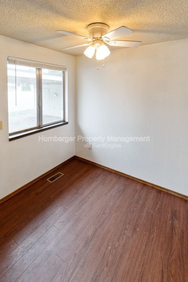 Building Photo - 7024 N Wiscomb St